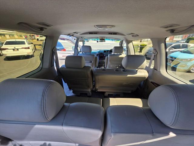 2000 Nissan El Grande VAN