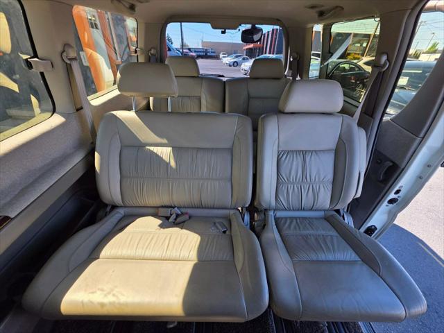 2000 Nissan El Grande VAN
