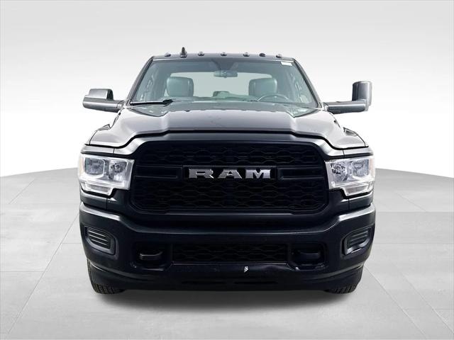 2022 RAM 3500 Chassis Tradesman/SLT/Laramie/Limited 2022 RAM 3500 Chassis Tradesman/SLT/Laramie/Limited