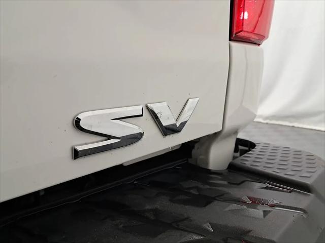 2023 Nissan Titan Crew Cab SV 4x2