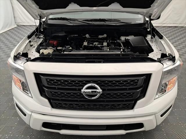 2023 Nissan Titan Crew Cab SV 4x2