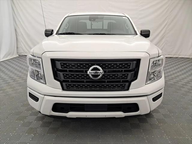2023 Nissan Titan Crew Cab SV 4x2