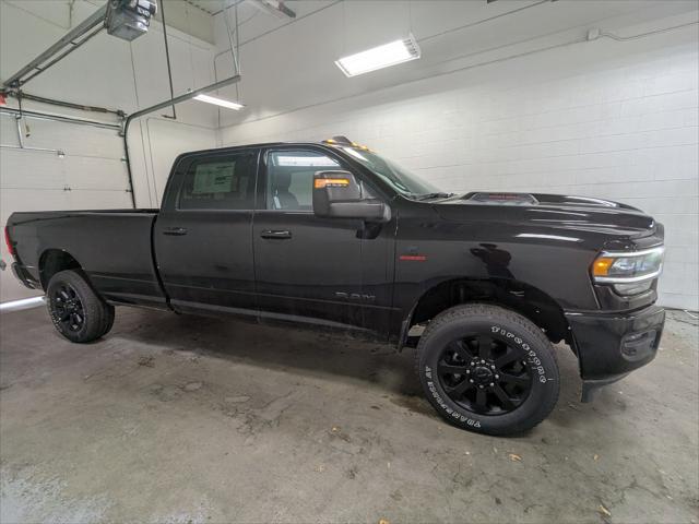 2024 RAM Ram 3500 RAM 3500 LARAMIE CREW CAB 4X4 8 BOX 2024 RAM Ram 3500 RAM 3500 LARAMIE CREW CAB 4X4 8 BOX