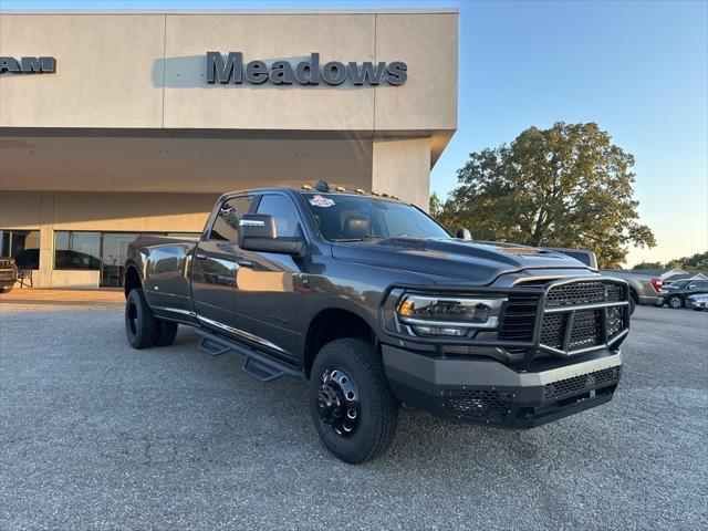 2023 RAM 3500 Laramie Crew Cab 4x4 8 Box