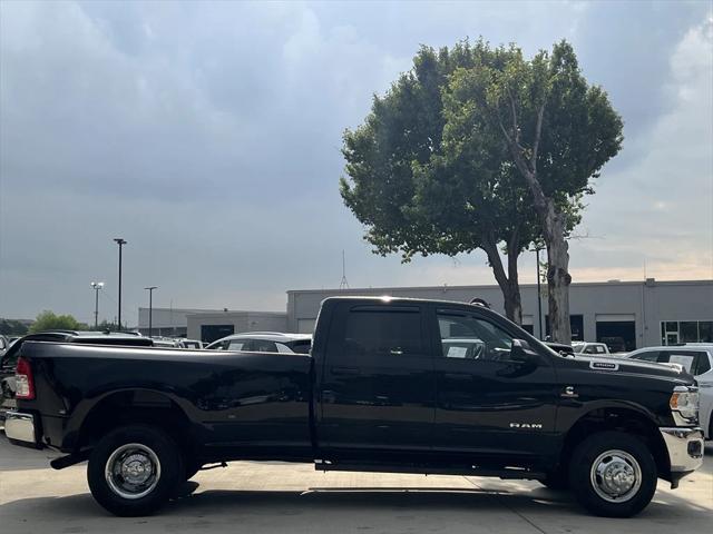 2022 RAM 3500 Big Horn Crew Cab 4x4 8 Box 2022 RAM 3500 Big Horn Crew Cab 4x4 8 Box
