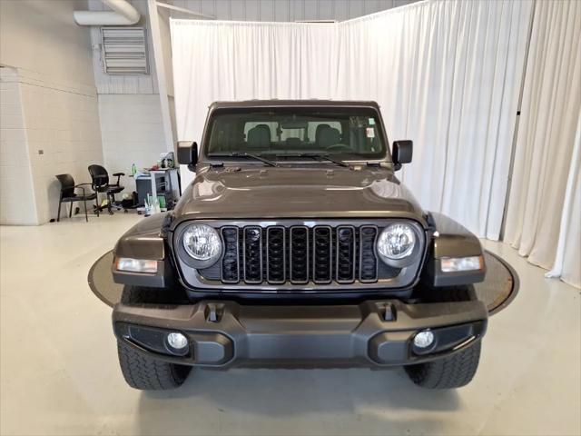 2024 Jeep Gladiator Nighthawk 2024 Jeep Gladiator Nighthawk