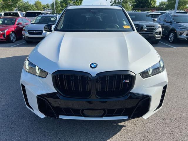 2025 BMW X5 M60i