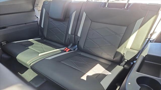 2026 Volkswagen Atlas Peak Edition