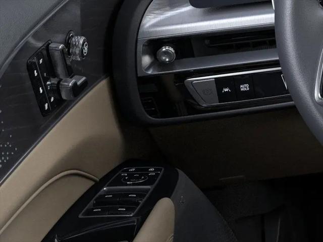 2025 Cadillac iQ Sport w/1SK