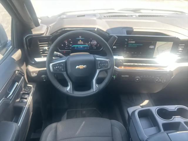 2026 Chevrolet Silverado 1500 2WD Crew Cab Short Bed LT