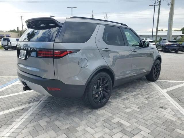 2025 Land Rover Discovery P300 S