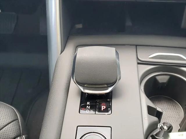 2025 Land Rover Discovery P300 S