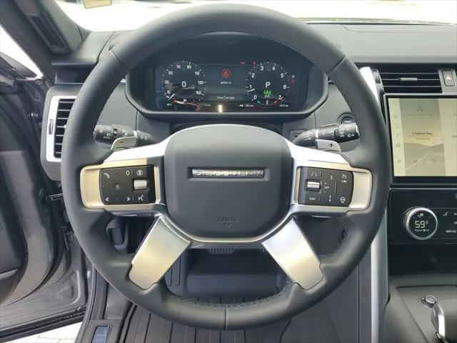 2025 Land Rover Discovery P300 S