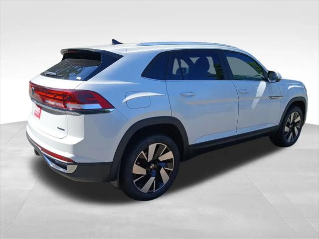 2026 Volkswagen Atlas Cross Sport SE with Technology