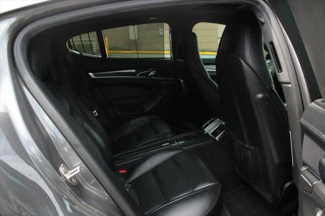 2013 Porsche Panamera GTS