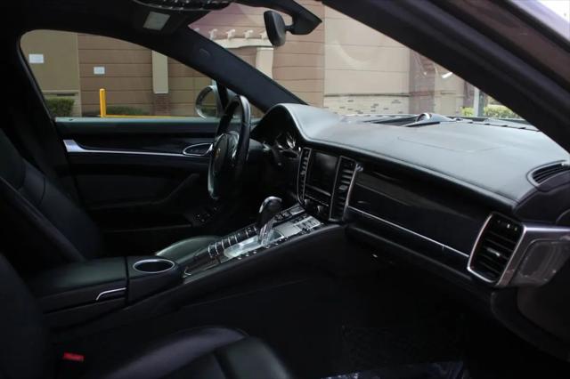 2013 Porsche Panamera GTS