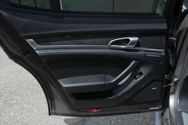 2013 Porsche Panamera GTS