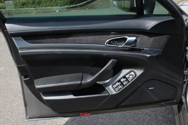 2013 Porsche Panamera GTS