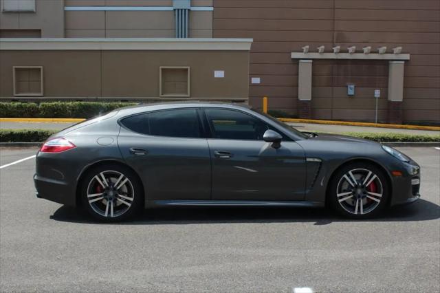 2013 Porsche Panamera GTS