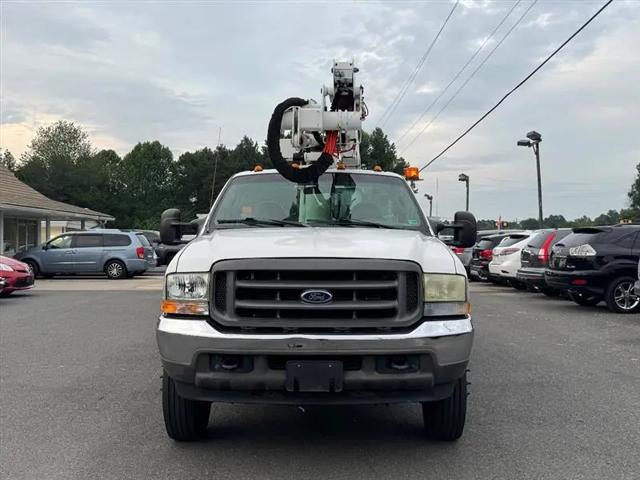 2004 Ford F-550 XL
