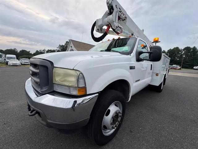 2004 Ford F-550 XL
