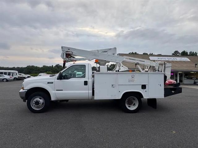 2004 Ford F-550 XL