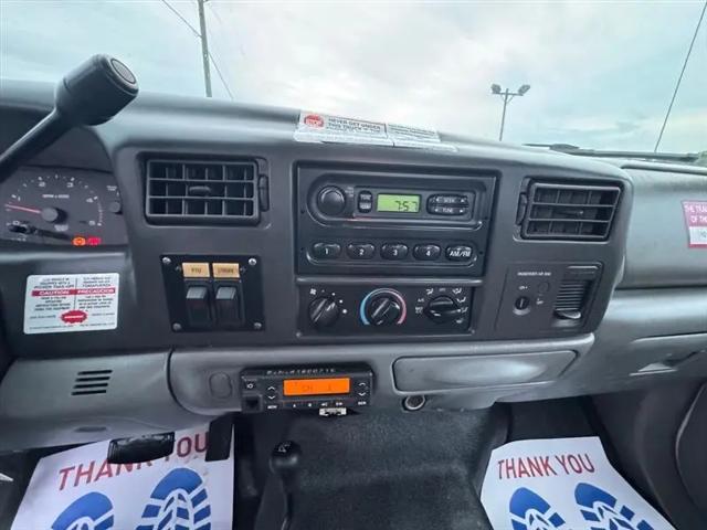 2004 Ford F-550 XL