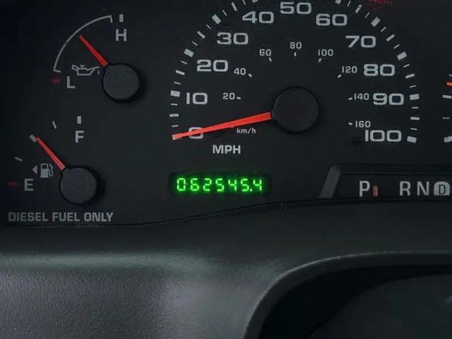 2004 Ford F-550 XL
