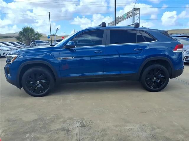 2026 Volkswagen Atlas Cross Sport SE with Technology