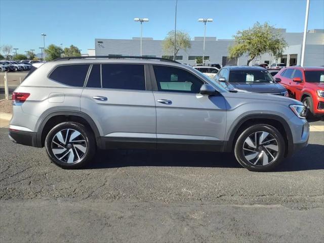 2026 Volkswagen Atlas SE with Technology