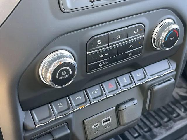 2025 GMC Sierra 2500HD 2WD Double Cab Standard Bed SLE