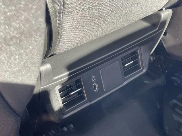 2025 GMC Sierra 2500HD 2WD Double Cab Standard Bed SLE