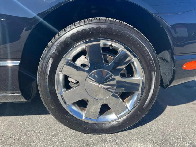 2002 Ford Thunderbird Deluxe