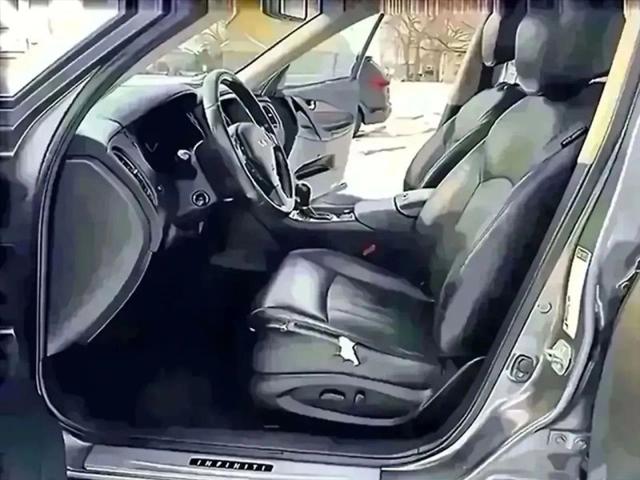 2017 INFINITI QX50 Base
