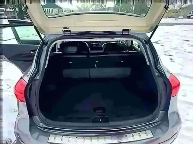 2017 INFINITI QX50 Base