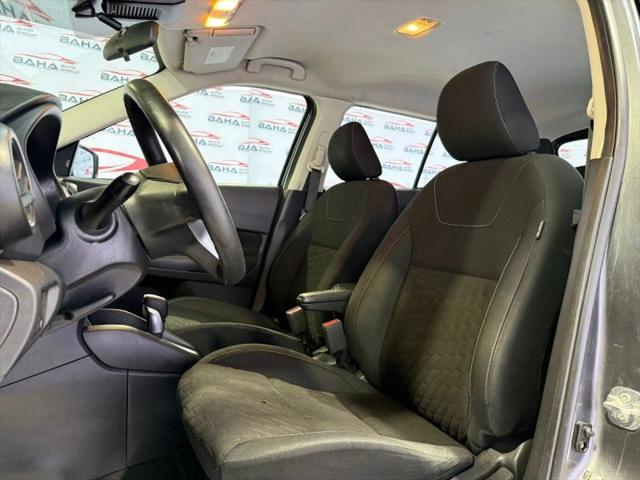 2021 Nissan Kicks S Xtronic CVT