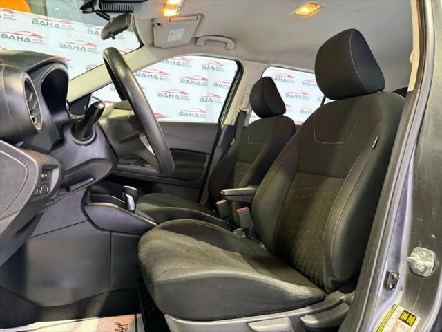 2021 Nissan Kicks S Xtronic CVT