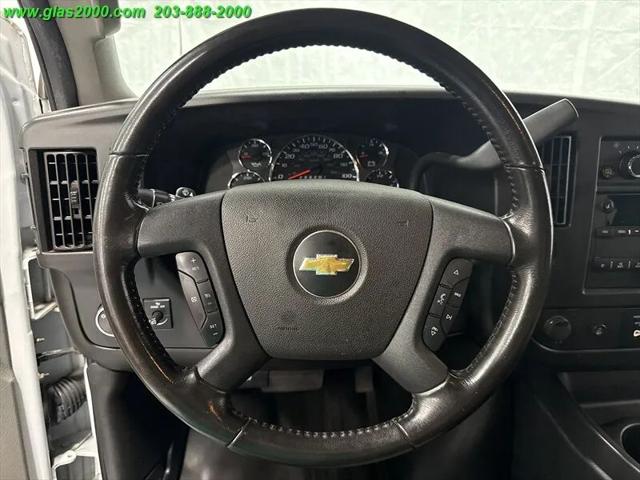 2022 Chevrolet Express Passenger RWD 3500 Extended Wheelbase LS