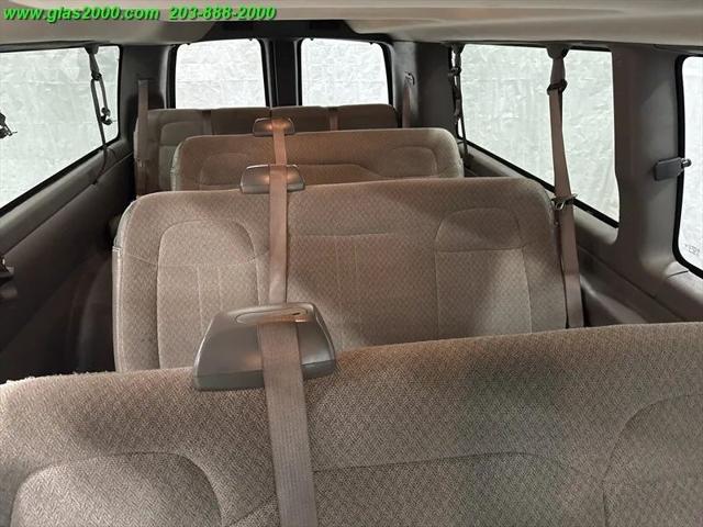 2022 Chevrolet Express Passenger RWD 3500 Extended Wheelbase LS