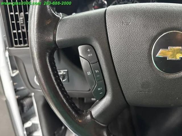 2022 Chevrolet Express Passenger RWD 3500 Extended Wheelbase LS