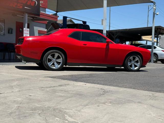 2015 Dodge Challenger SXT