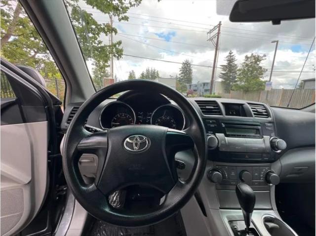 2012 Toyota Highlander Base V6