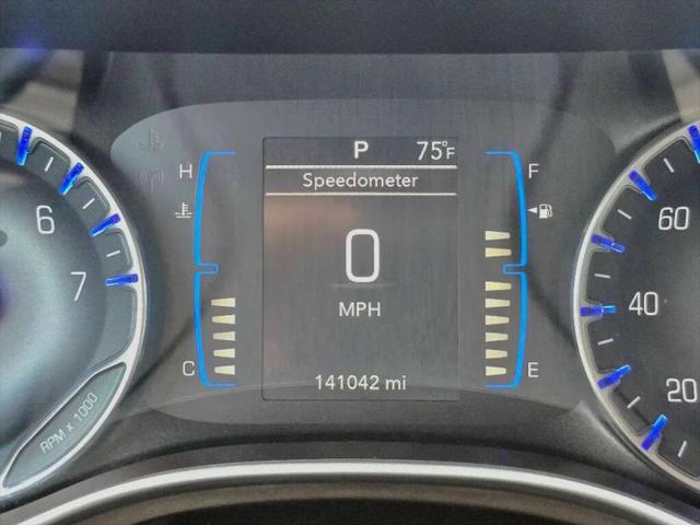 2017 Chrysler Pacifica Touring-L