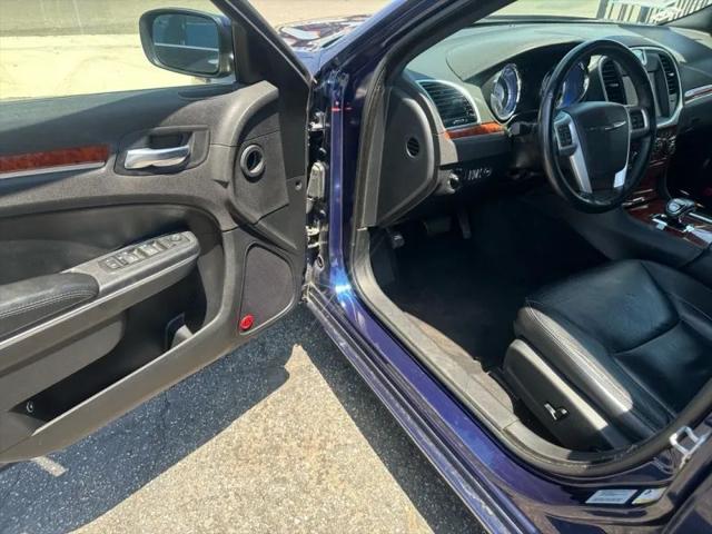 2014 Chrysler 300 300
