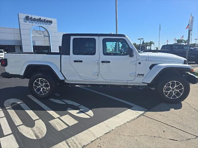 2025 Jeep Gladiator Sport S