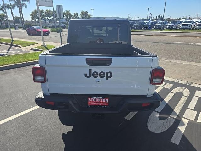 2025 Jeep Gladiator Sport S