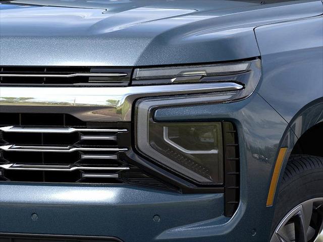 2025 Chevrolet Suburban 4WD Premier