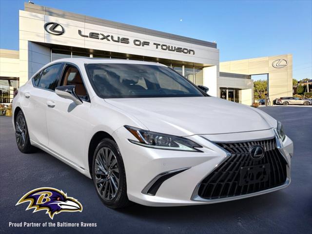 2024 Lexus ES 300h Luxury