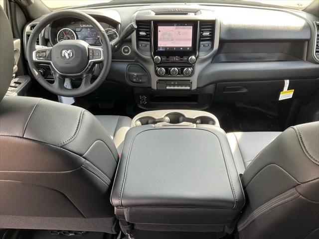 2025 RAM Ram 3500 Chassis Cab RAM 3500 TRADESMAN CREW CAB CHASSIS 4X4 60 CA 2025 RAM Ram 3500 Chassis Cab RAM 3500 TRADESMAN CREW CAB CHASSIS 4X4 60 CA