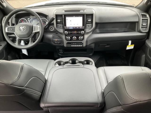 2025 RAM Ram 3500 Chassis Cab RAM 3500 TRADESMAN CREW CAB CHASSIS 4X4 60 CA 2025 RAM Ram 3500 Chassis Cab RAM 3500 TRADESMAN CREW CAB CHASSIS 4X4 60 CA